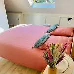 Bright Cocoon With Terrace Near Appartamento